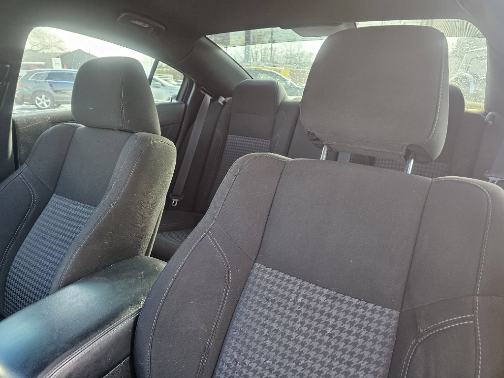 Used 2023 Dodge Charger SXT RWD image 19