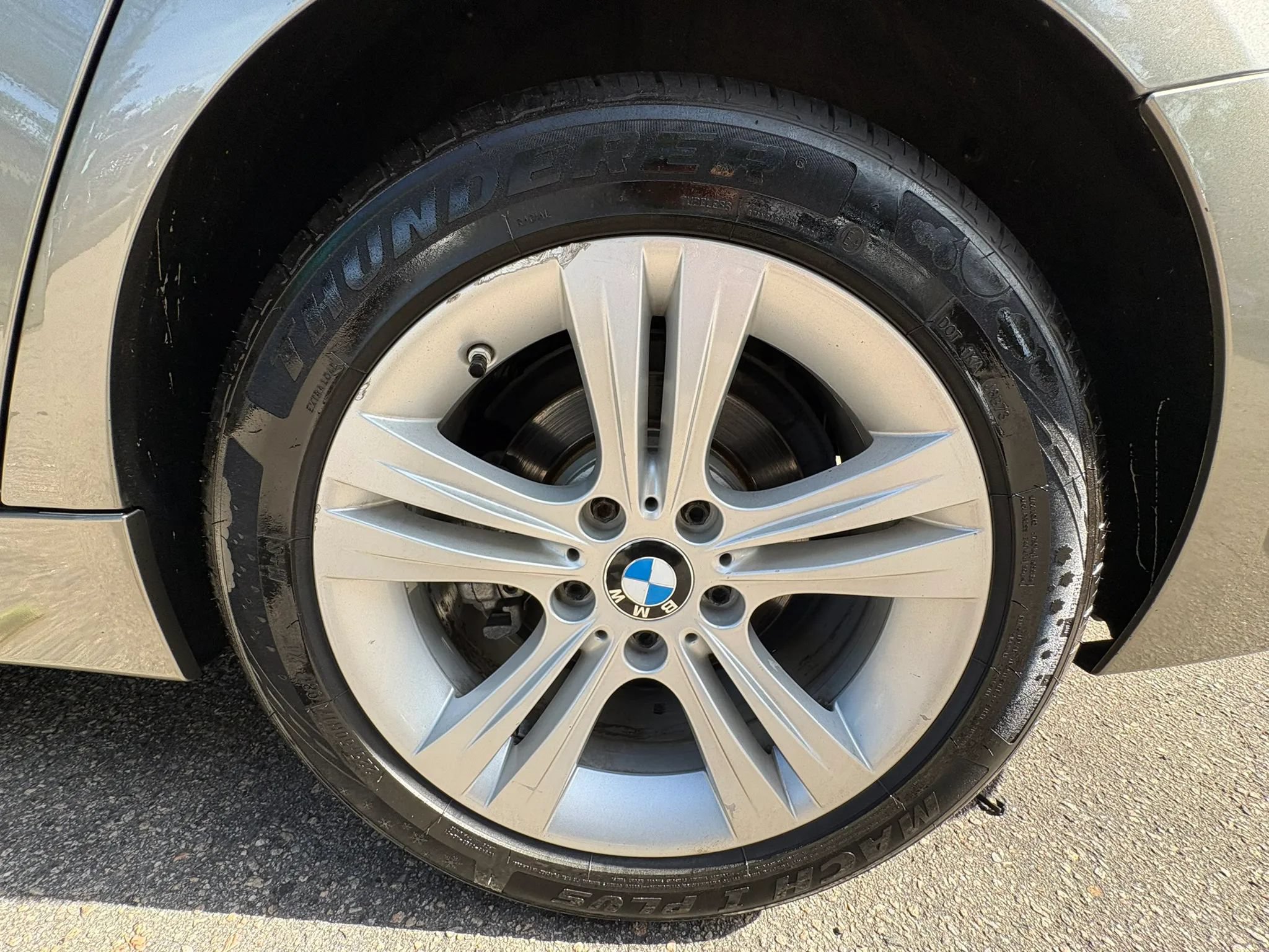 Used 2017 BMW 330i xDrive Sedan AWD/4WD image 45
