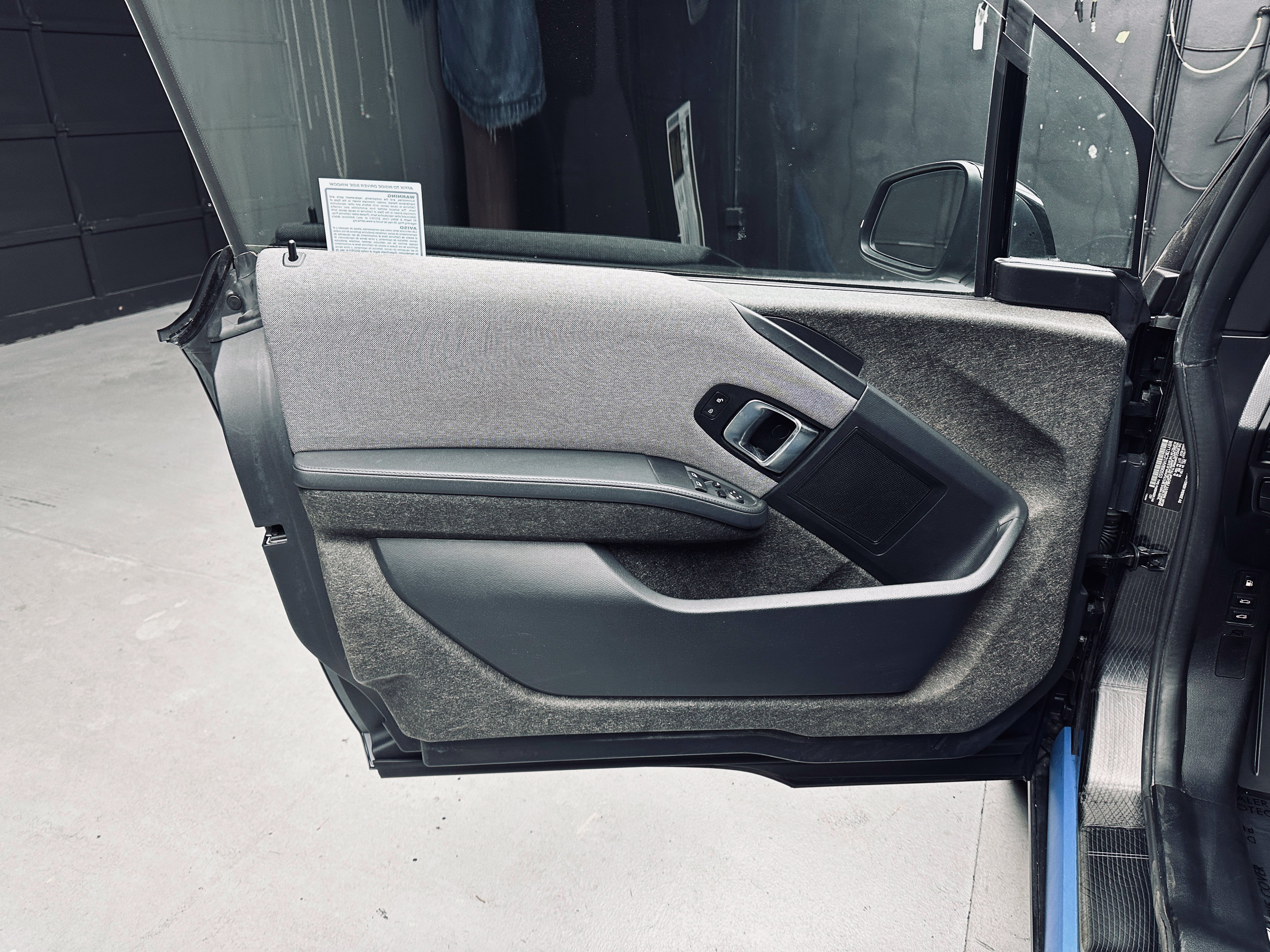 Used 2017 BMW i3 w/ Range Extender RWD image 21