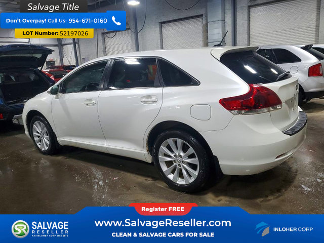 Used 2013 Toyota Venza LE FWD image 3