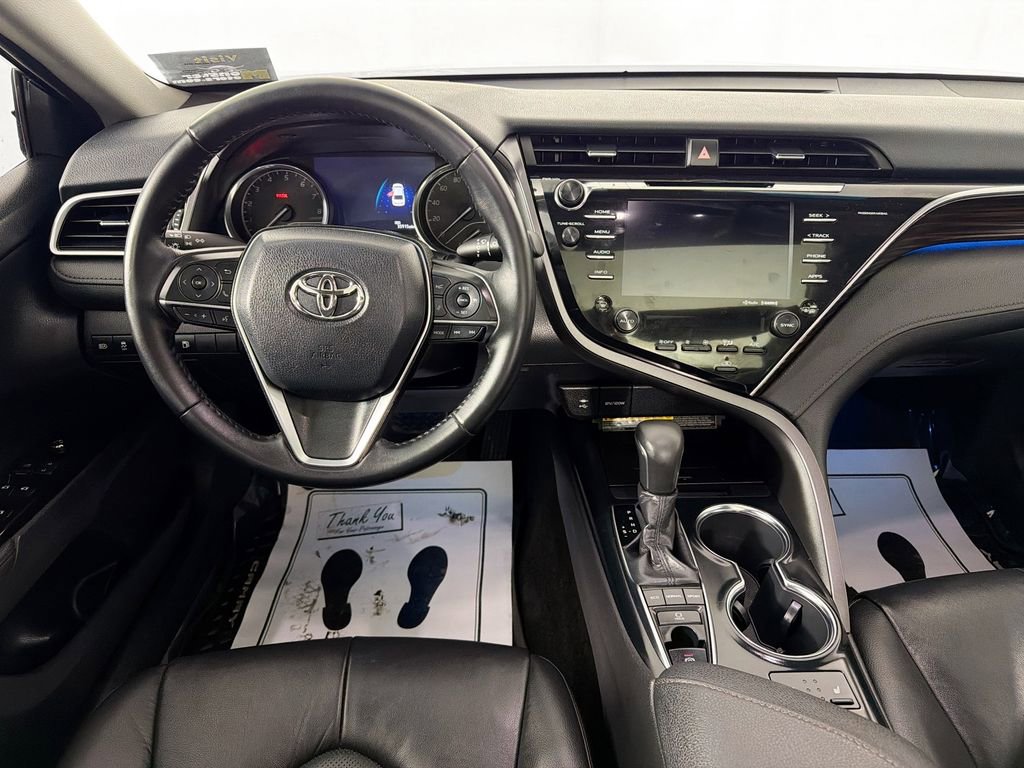 Used 2018 Toyota Camry L image 21