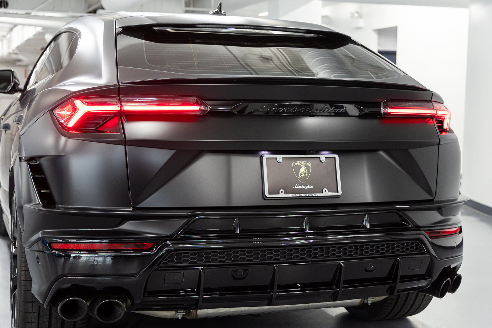 Used 2024 Lamborghini Urus S AWD/4WD image 21