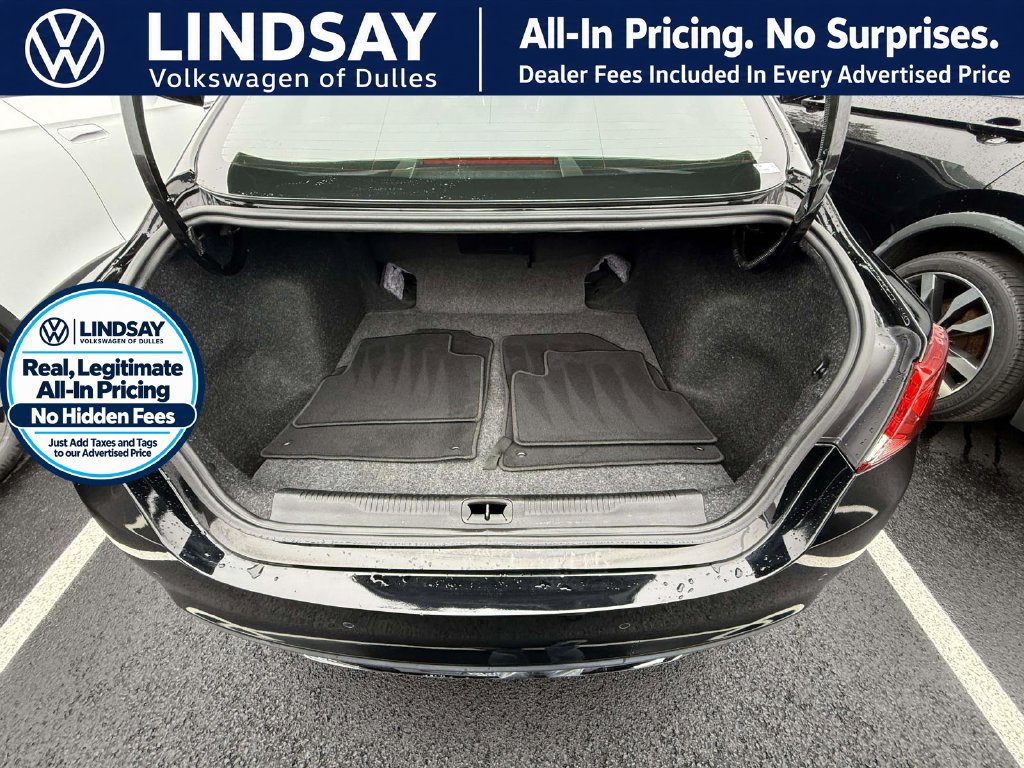 Used 2016 Chrysler 200 C w/ Premium Group FWD image 14