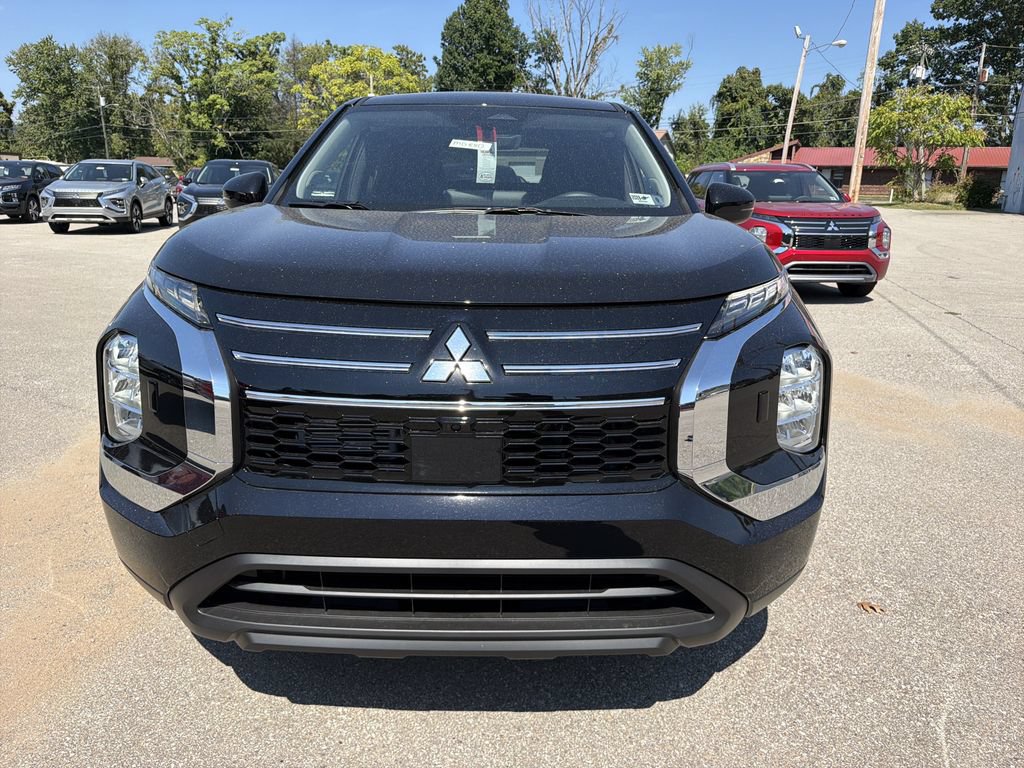 New 2026 Mitsubishi Outlander ES AWD/4WD image 11