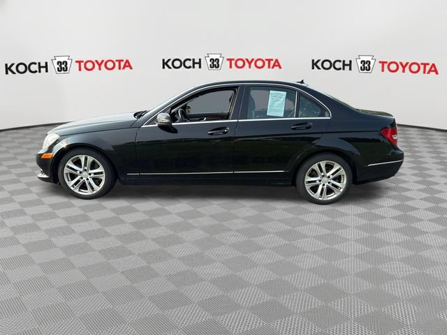 Used 2013 Mercedes-Benz C 300 4MATIC Sedan image 4