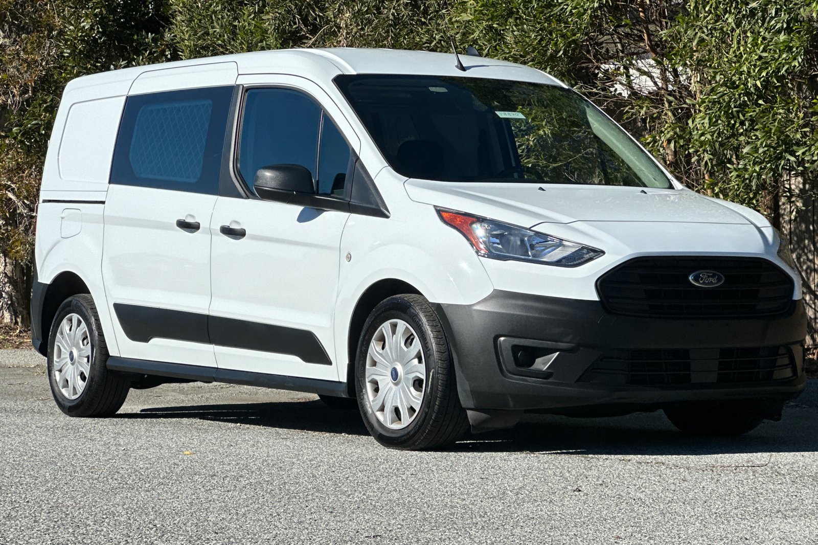 Used 2023 Ford Transit Connect XL image 7