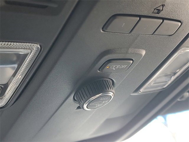 Used 2022 Chevrolet Tahoe LT image 32