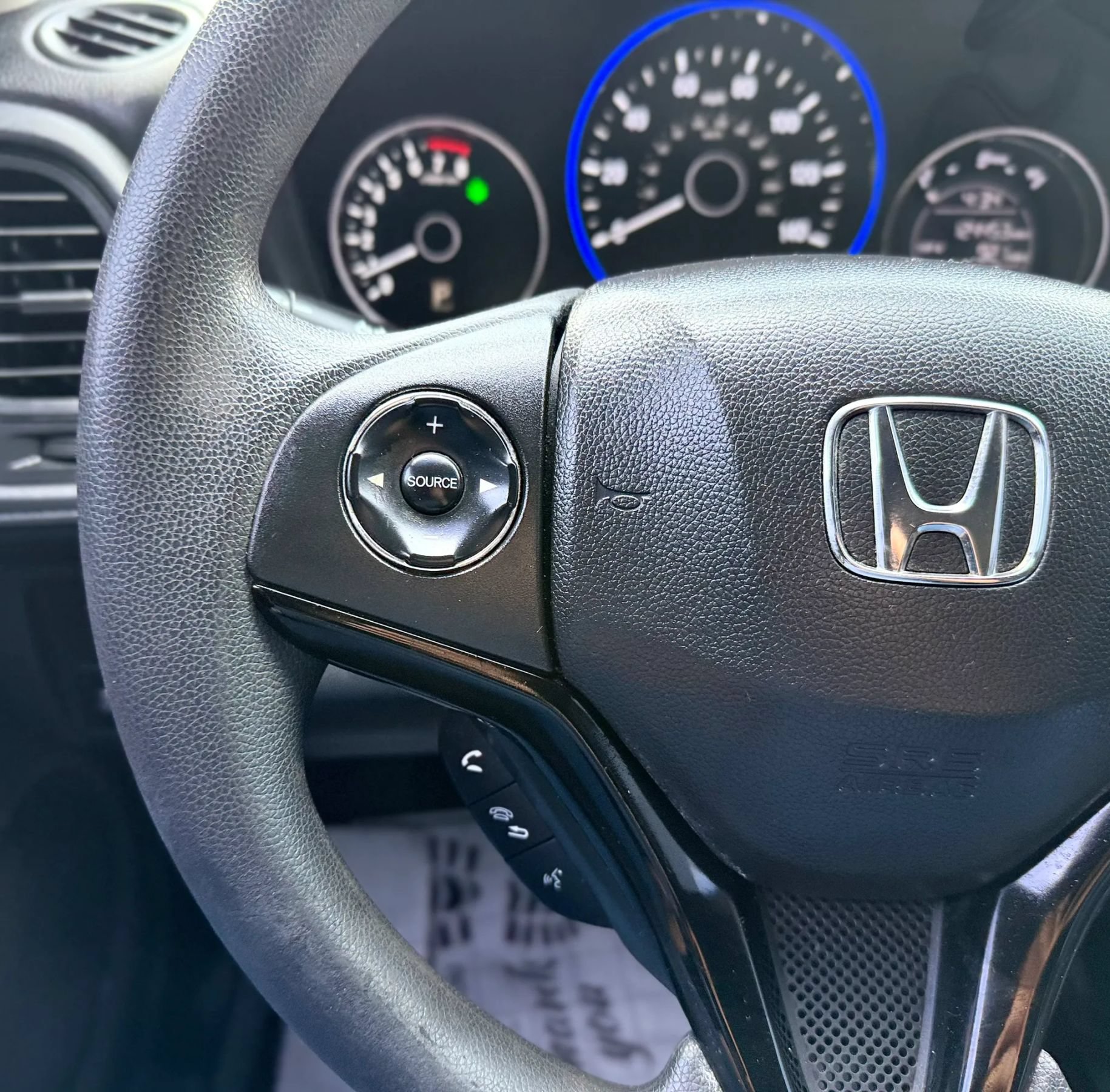 Used 2016 Honda HR-V LX image 13