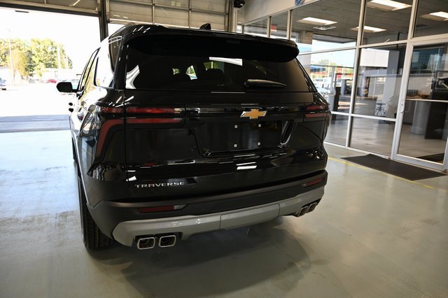 New 2026 Chevrolet Traverse LT w/ Driver Confidence Package image 6