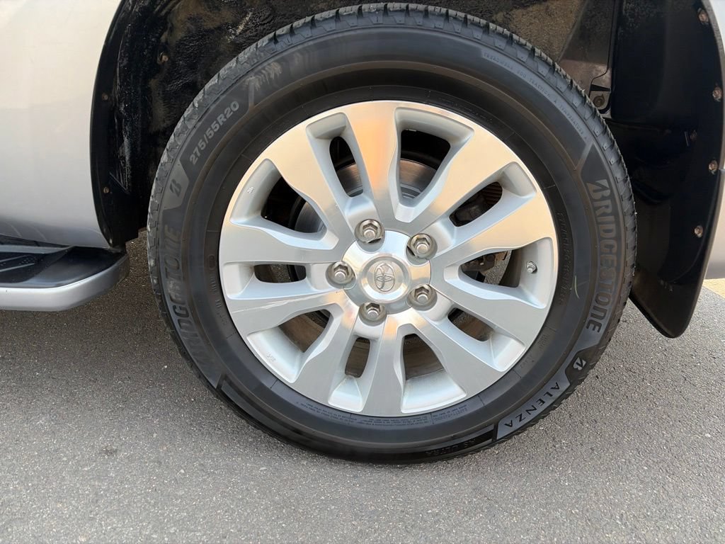 Used 2012 Toyota Sequoia Platinum AWD/4WD image 33