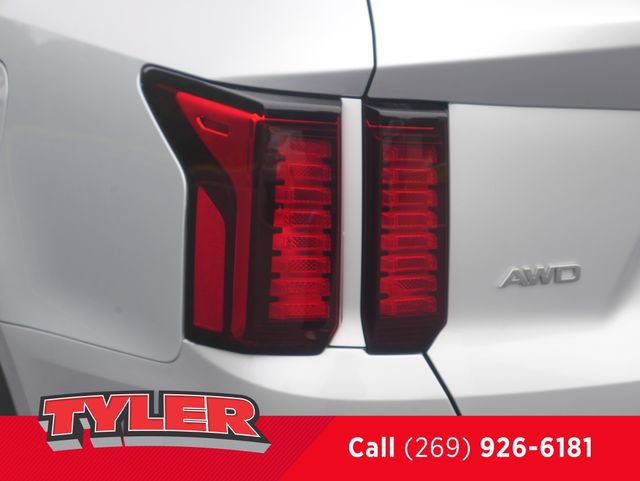 Used 2021 Kia Sorento S w/ Panoramic Sunroof Package AWD/4WD image 13