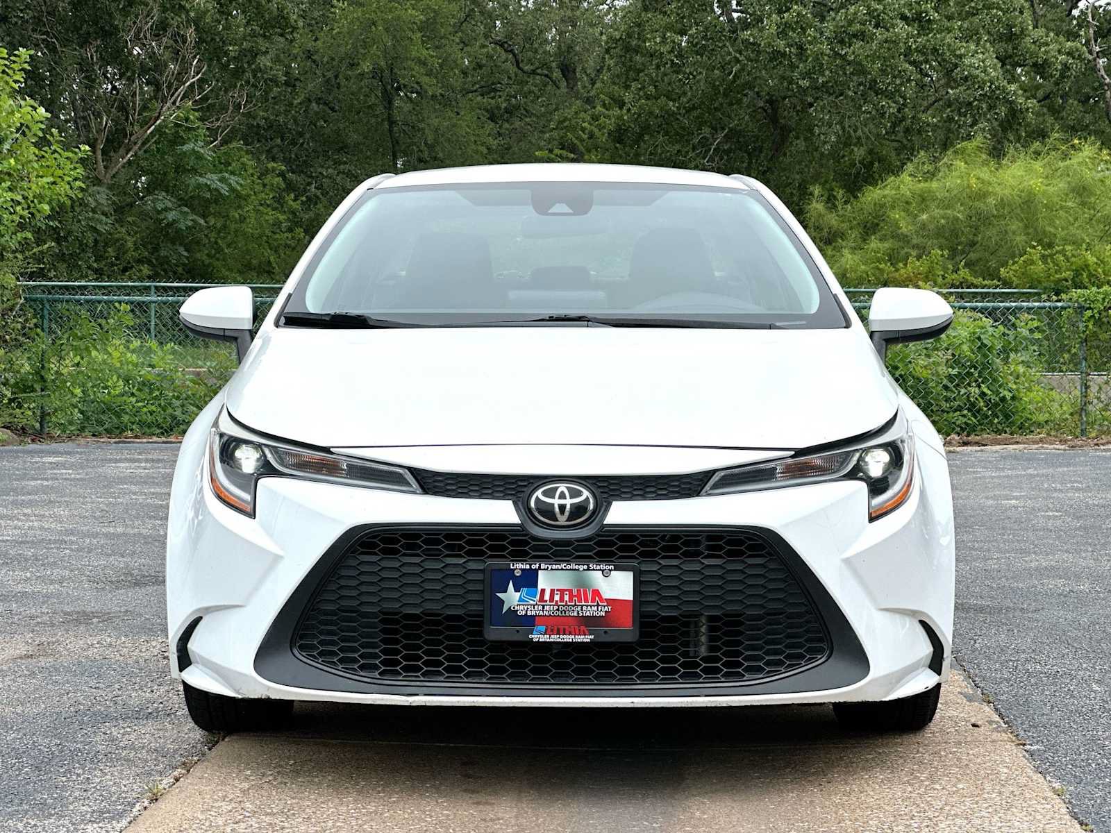 Used 2022 Toyota Corolla LE FWD image 10