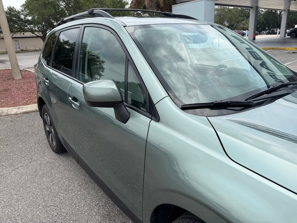 Used 2018 Subaru Forester 2.5i Premium w/ All-Weather Package AWD/4WD image 15