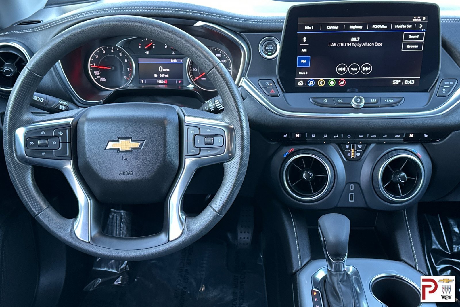 Used 2025 Chevrolet Blazer LT AWD/4WD image 17