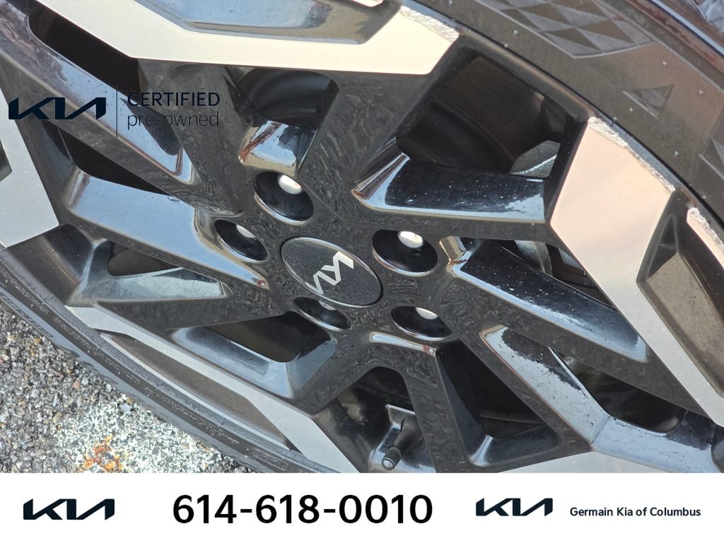 Certified 2024 Kia Seltos SX w/ SX Sunroof Package AWD/4WD image 12