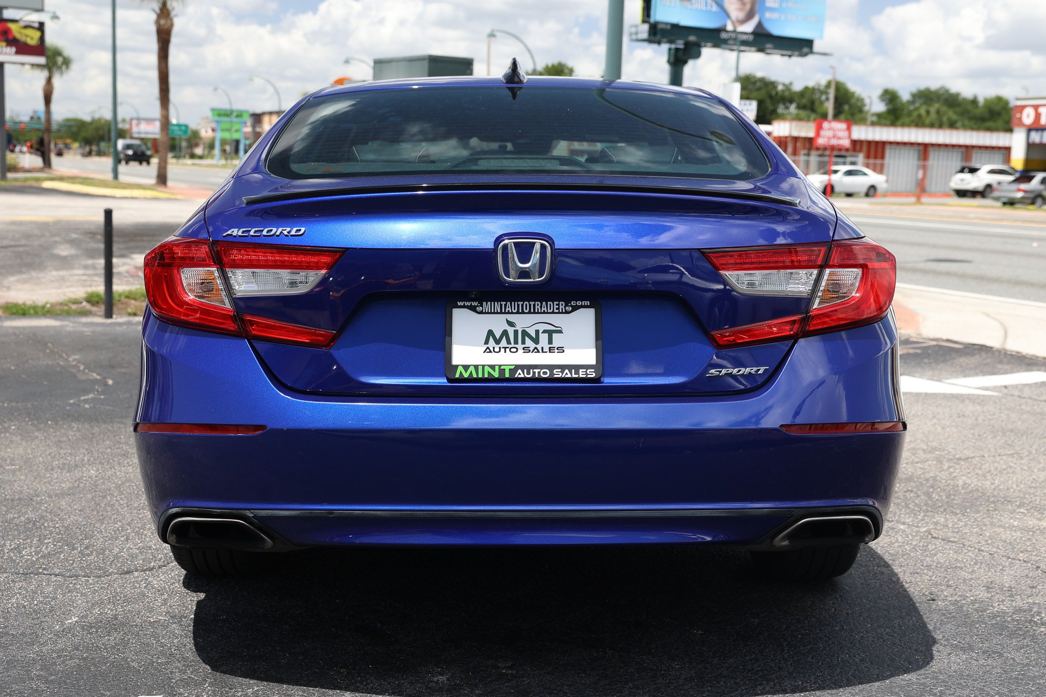 Used 2022 Honda Accord Sport image 11