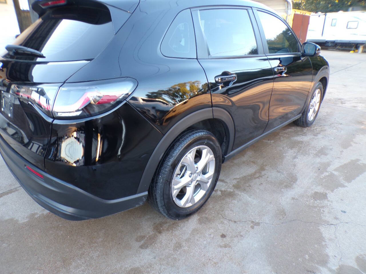 Used 2024 Honda HR-V LX image 5