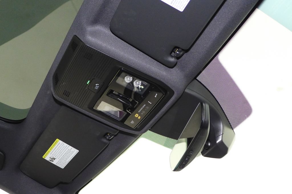 Certified 2023 Volkswagen ID.4 Pro S RWD image 17