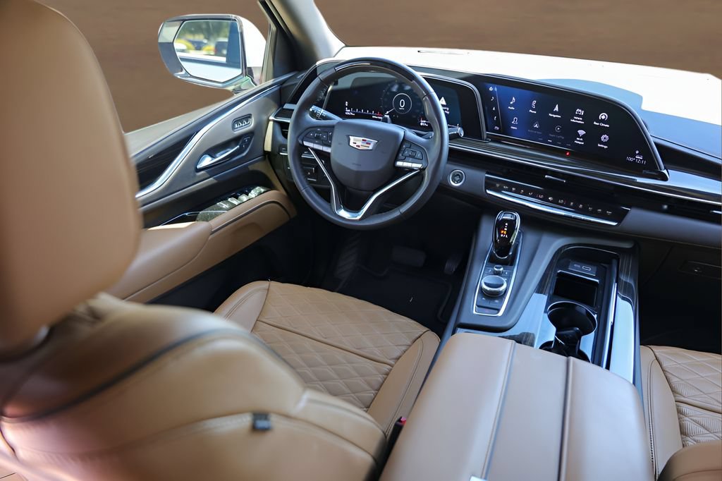 Used 2024 Cadillac Escalade Sport w/ Touring Package AWD/4WD image 29