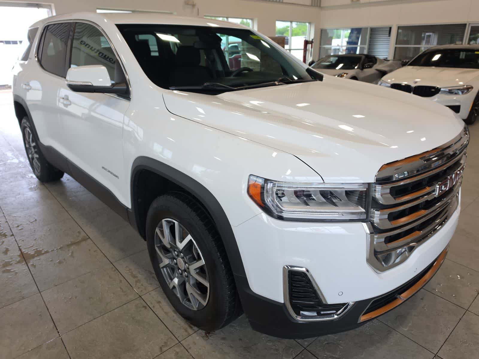 Used 2021 GMC Acadia SLE w/ LPO, Floor Liner Package AWD/4WD image 5