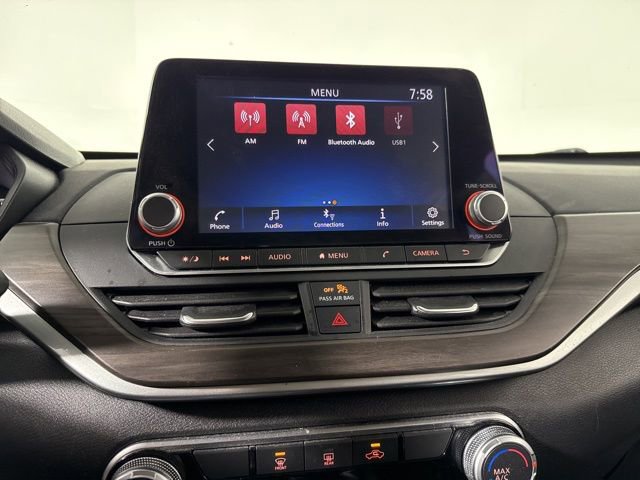 Used 2024 Nissan Altima 2.5 SV image 19