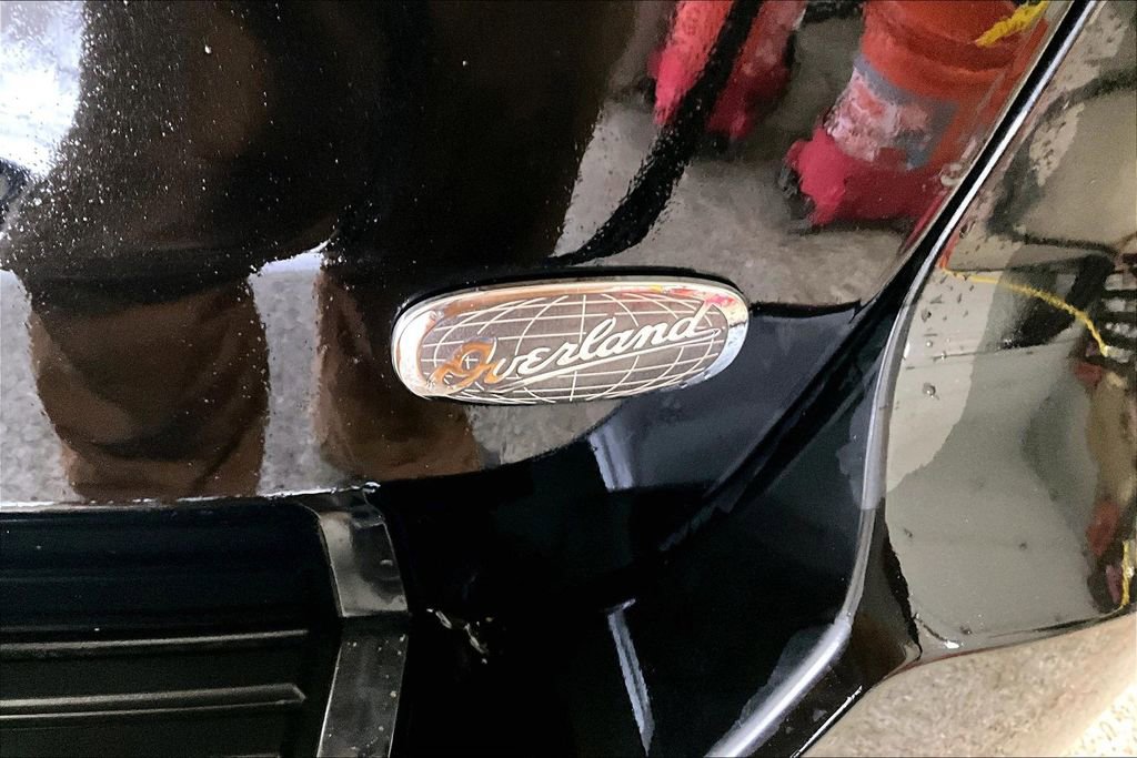 Used 2021 Jeep Grand Cherokee Overland image 24