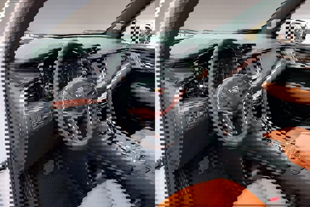 New 2026 Cadillac XT5 Premium Luxury w/ Driver Assist Package image 6