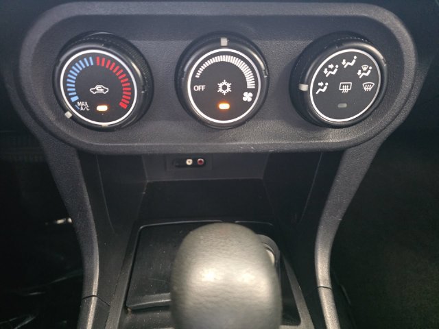 Used 2011 Mitsubishi Lancer ES FWD image 22
