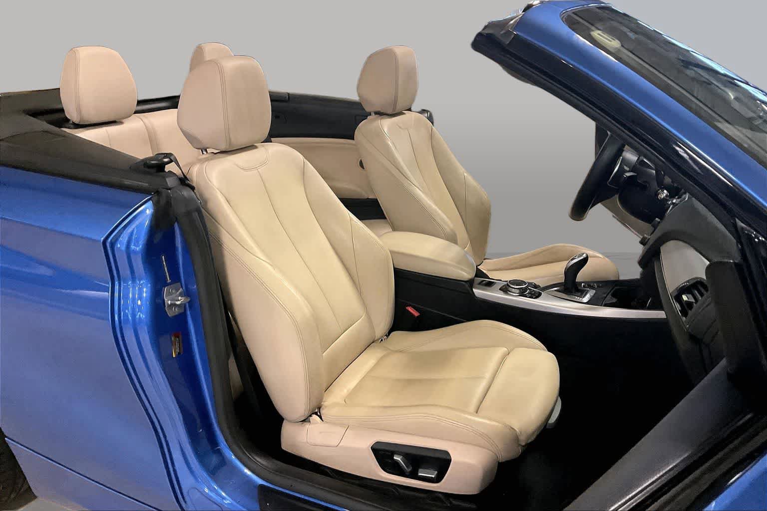 Used 2016 BMW M235i Convertible RWD image 8