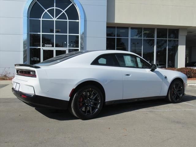 Used 2024 Dodge Charger R/T Scat Pack w/ Plus Group image 7