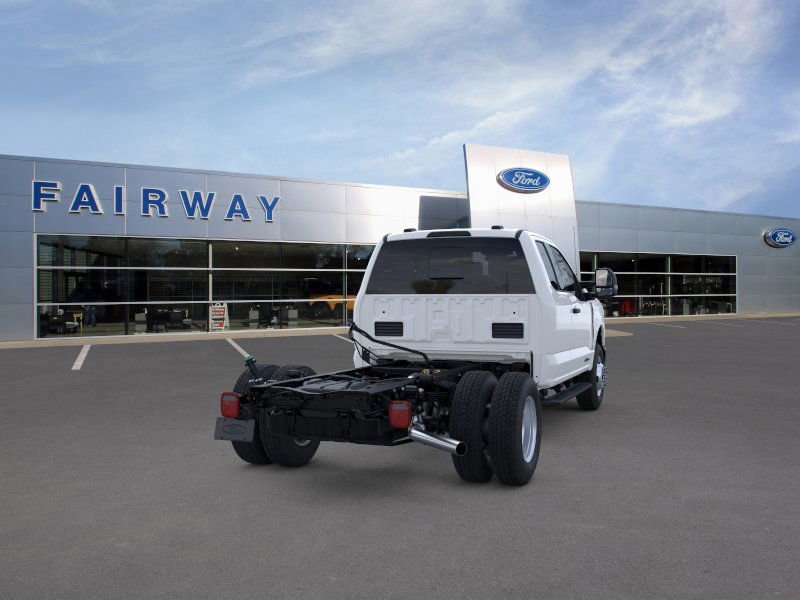 New 2025 Ford F350 XL w/ XL Chrome Package image 40