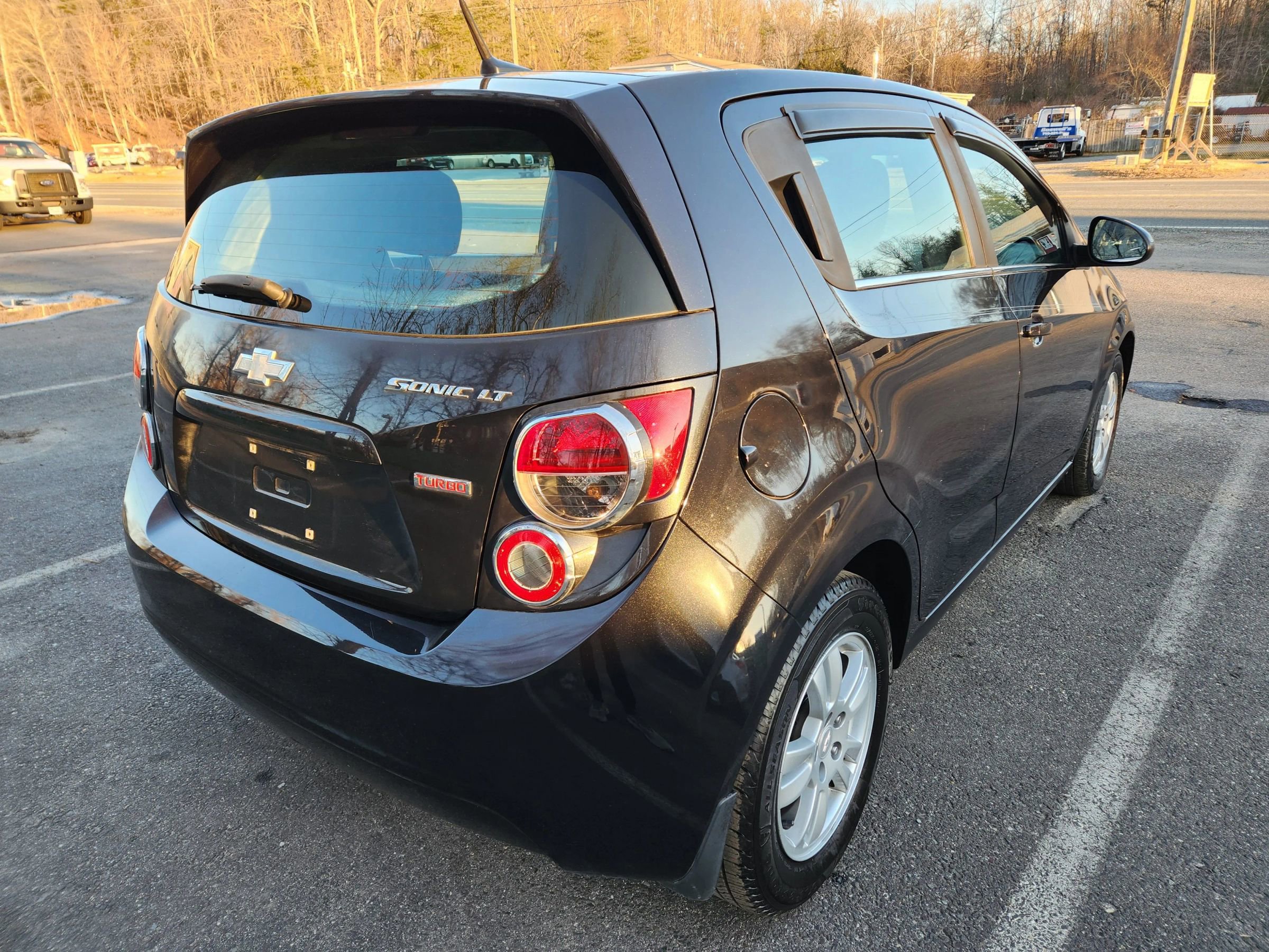 Used 2014 Chevrolet Sonic LT image 8