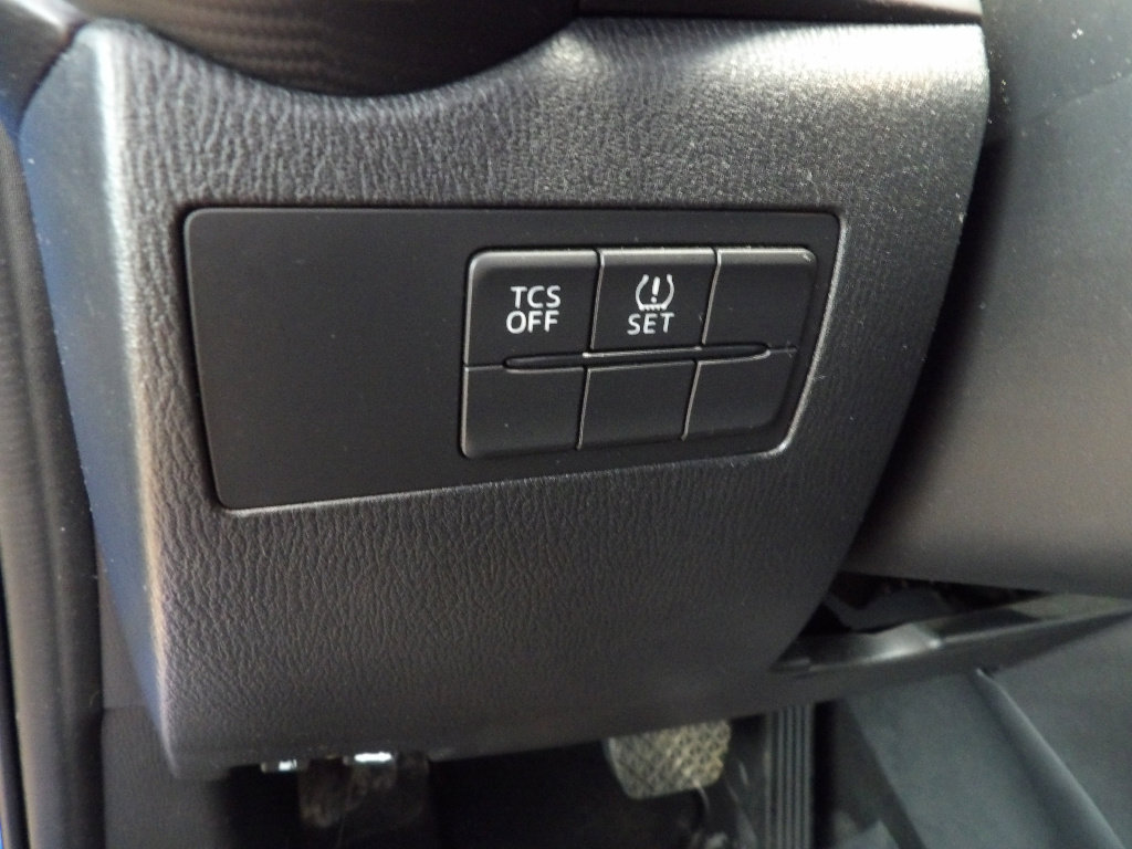 Used 2017 MAZDA CX-3 Sport image 25