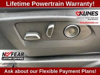 Used 2023 GMC Yukon XL Denali image 31