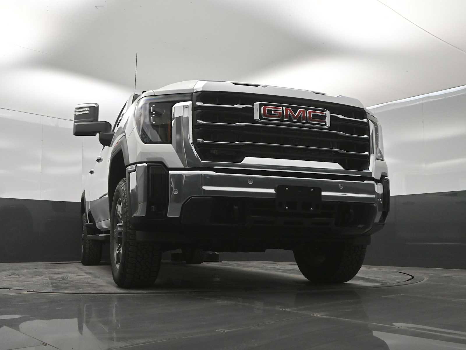 New 2026 GMC Sierra 2500 SLT w/ SLT Premium Package AWD/4WD image 34