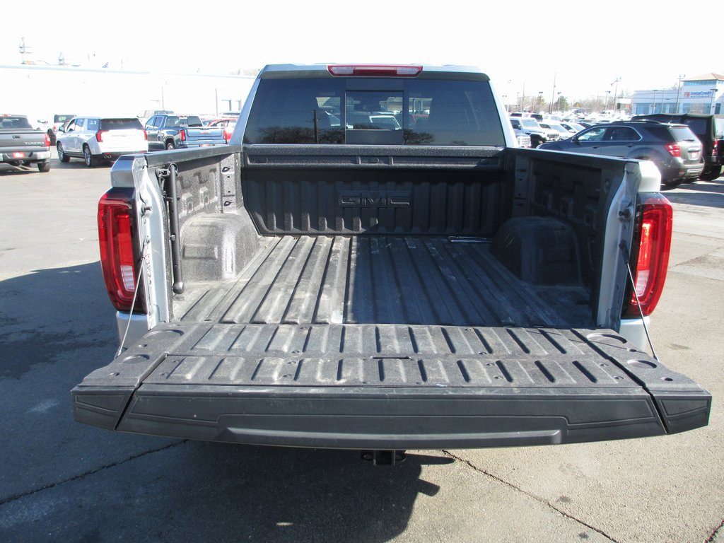 Used 2025 GMC Sierra 1500 SLT w/ SLT Premium Plus Package image 7