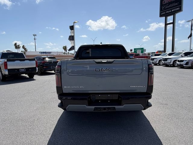 Used 2024 GMC Sierra EV Denali AWD/4WD image 6