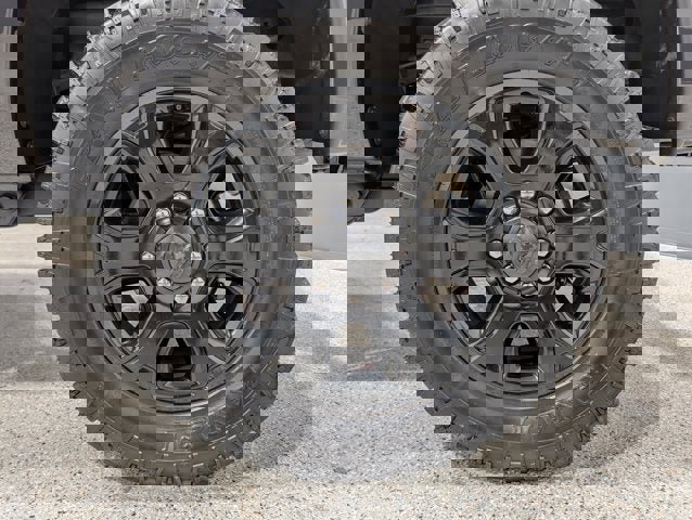 Used 2016 RAM 2500 Big Horn w/ Black Appearance Group image 10