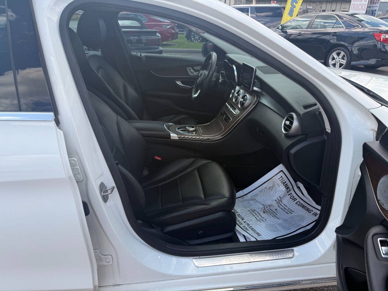 Used 2017 Mercedes-Benz C 300 Sedan image 32