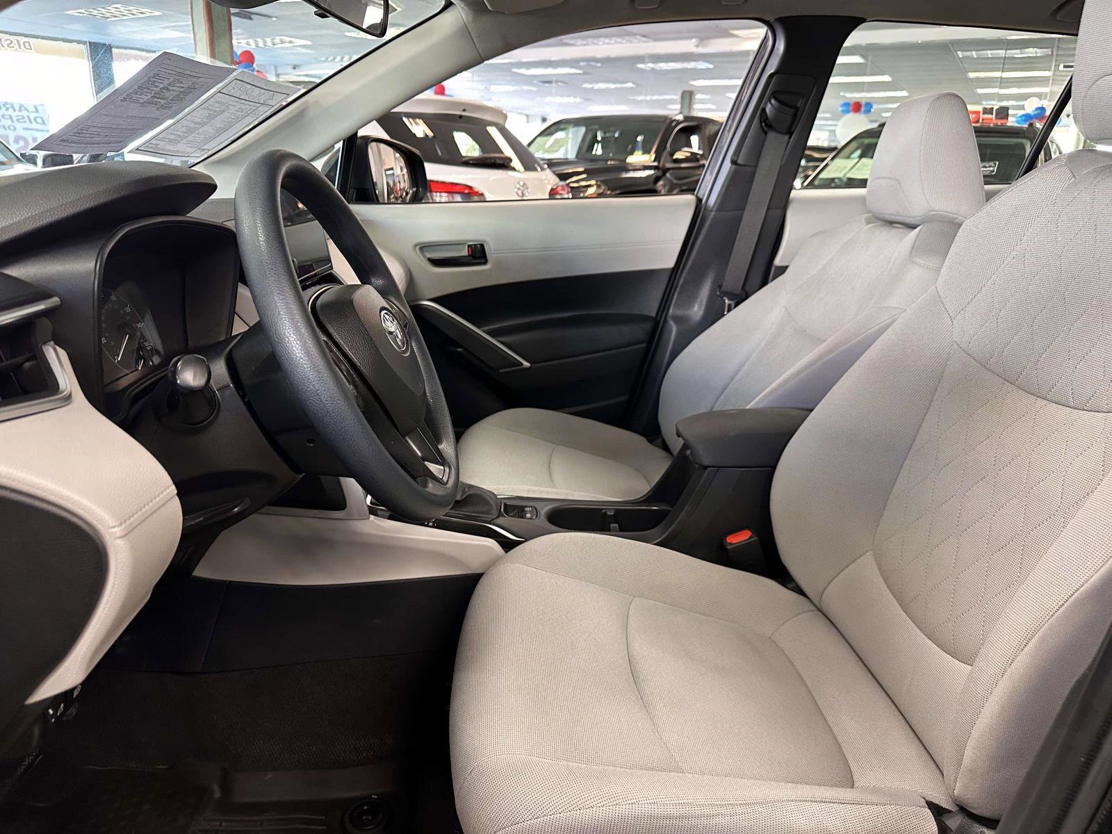 Used 2023 Toyota Corolla Cross L AWD/4WD image 14