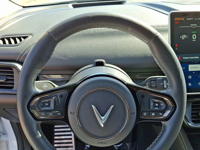 Used 2023 VinFast VF 8 Eco image 24