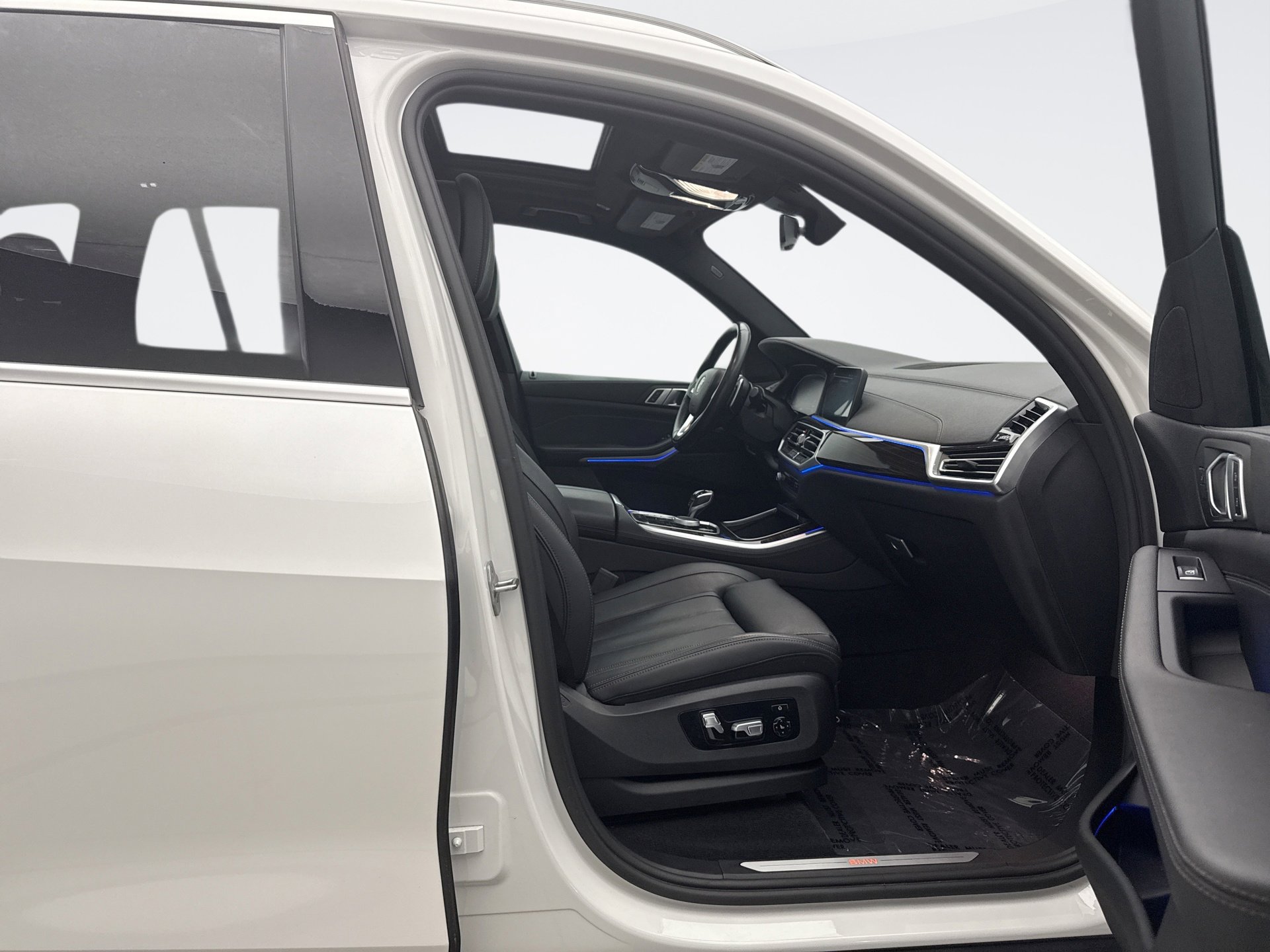 Used 2021 BMW X5 xDrive40i w/ Premium Package 2 AWD/4WD image 18