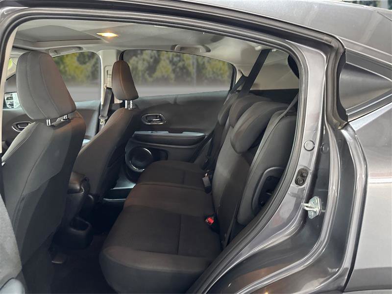Used 2022 Honda HR-V EX image 10