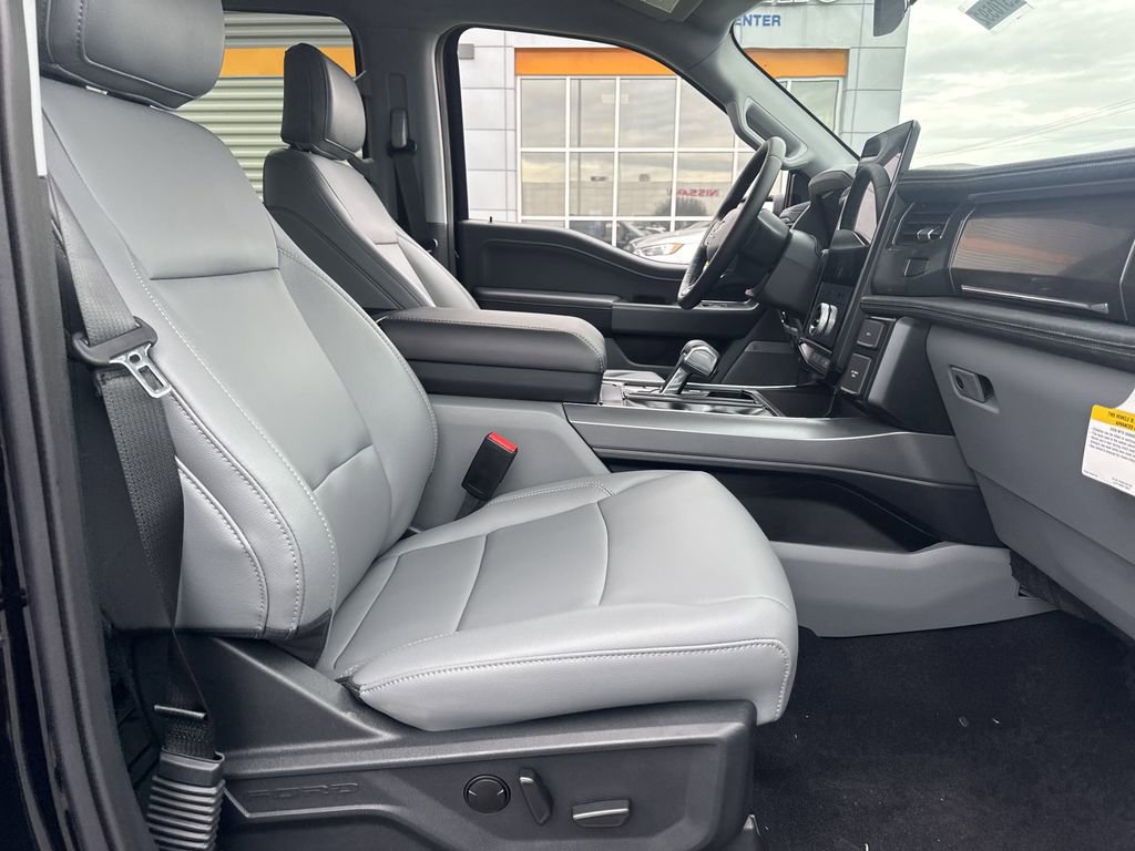 New 2025 Ford F150 Lightning Flash image 13