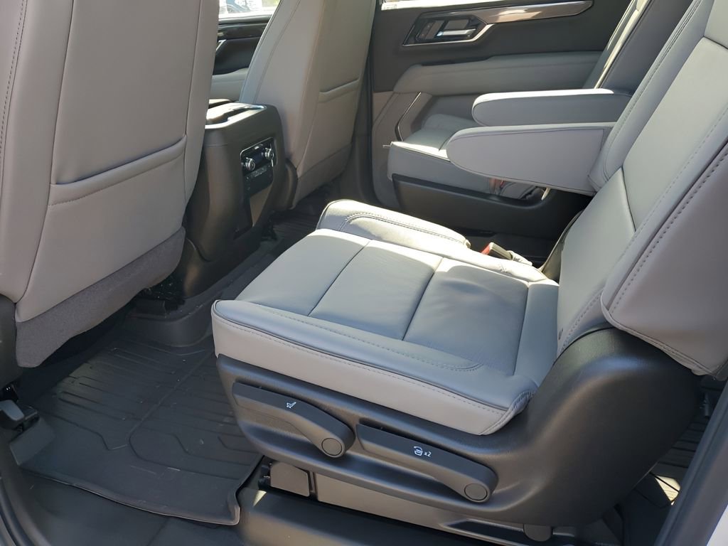New 2026 GMC Yukon XL Elevation w/ LPO, Floor Liner Package image 20