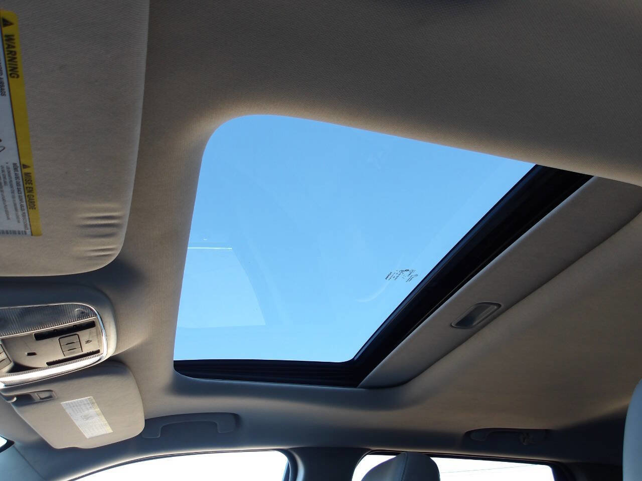 Used 2011 Jeep Grand Cherokee Laredo image 37