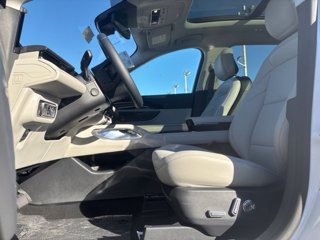 New 2026 Lincoln Nautilus Premier w/ Equipment Group 102A AWD/4WD image 2