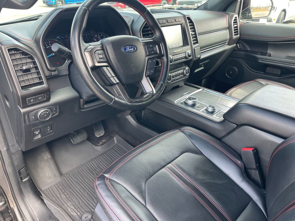 Used 2021 Ford Expedition Limited image 5