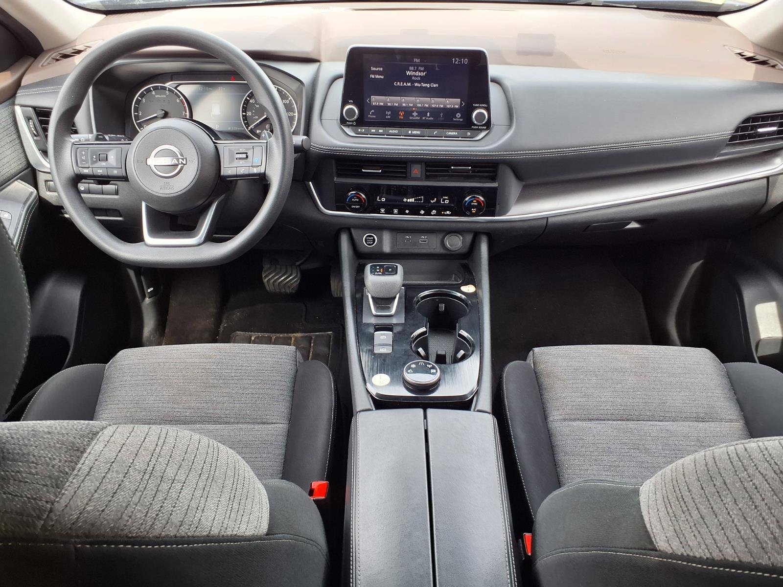 Used 2023 Nissan Rogue SV AWD/4WD image 8