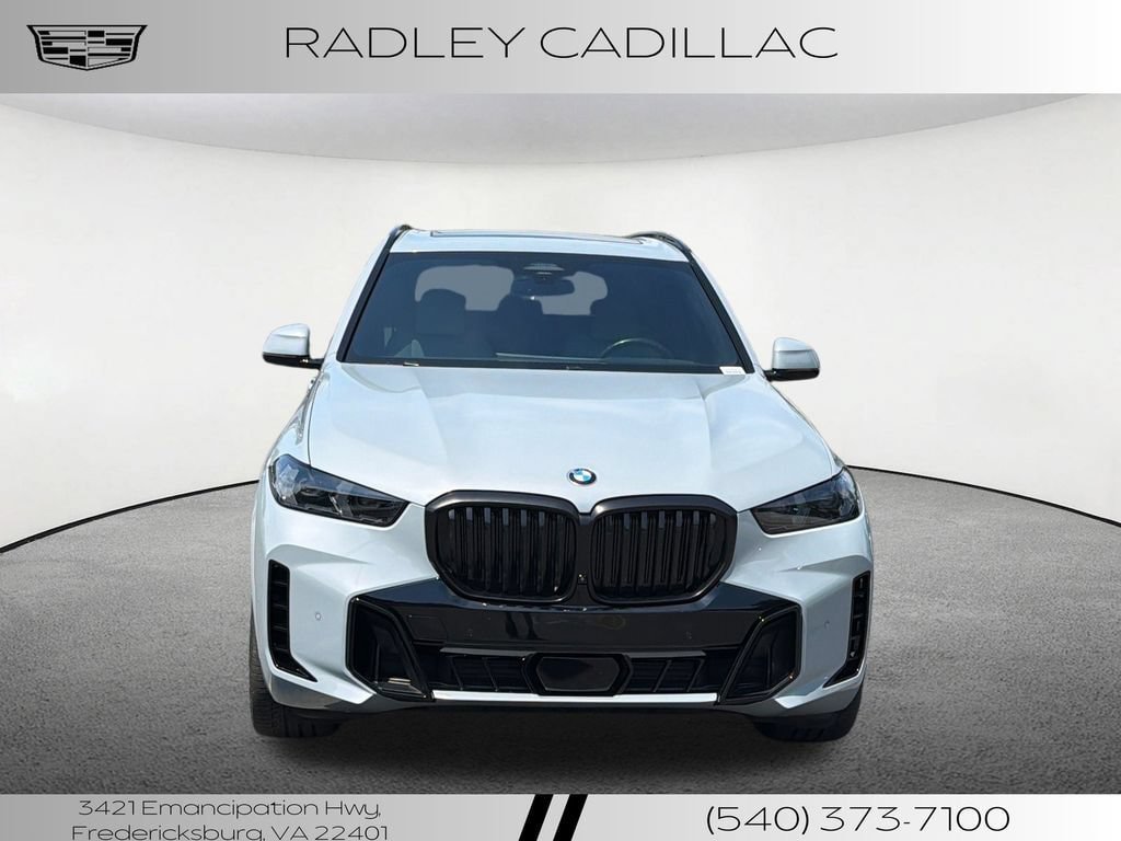 Used 2024 BMW X5 xDrive40i w/ M Sport Package AWD/4WD image 23